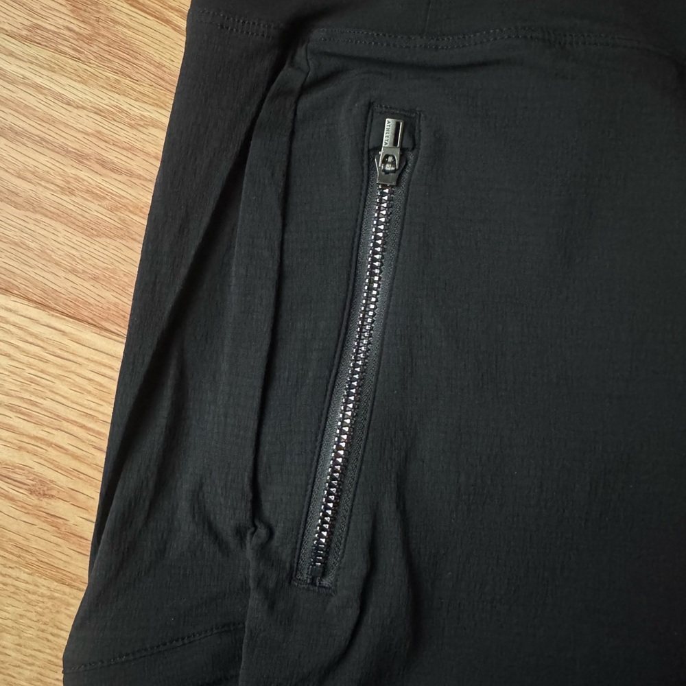 NWT Athleta Trekkie North Jogger Pants Black Size 4 Petite Hiking Travel - Picture 5 of 6